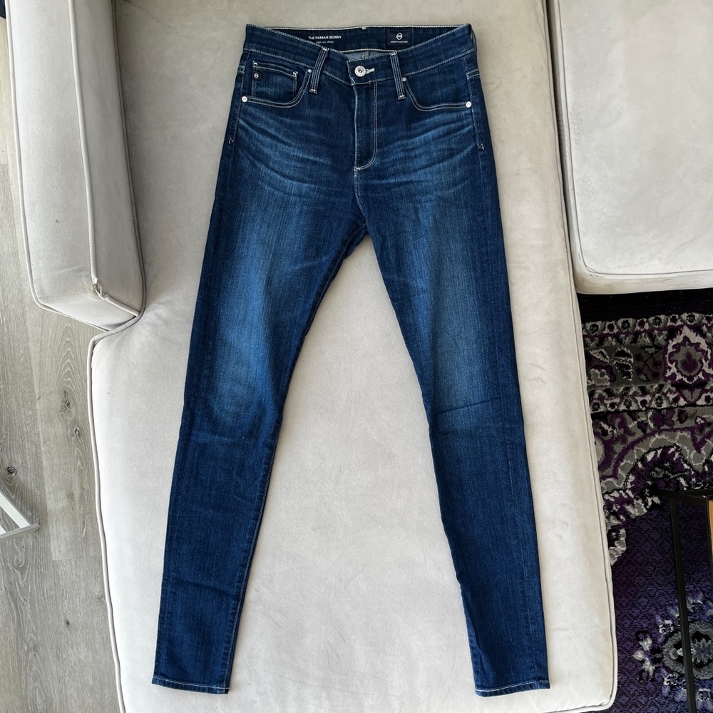 MUST GO: AG Adriano Goldschmied The Farrah Skinny High-Rise EUC